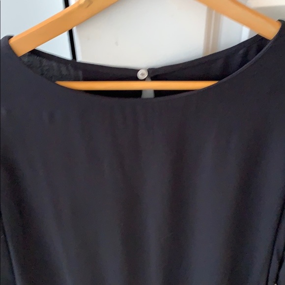 Open shoulder tie up sleeve dress - Picture 7 of 7